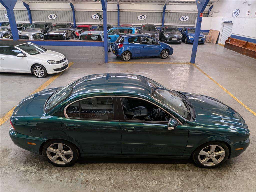 <p>2009 JAGUAR X-TYPE SE AUTO</p>