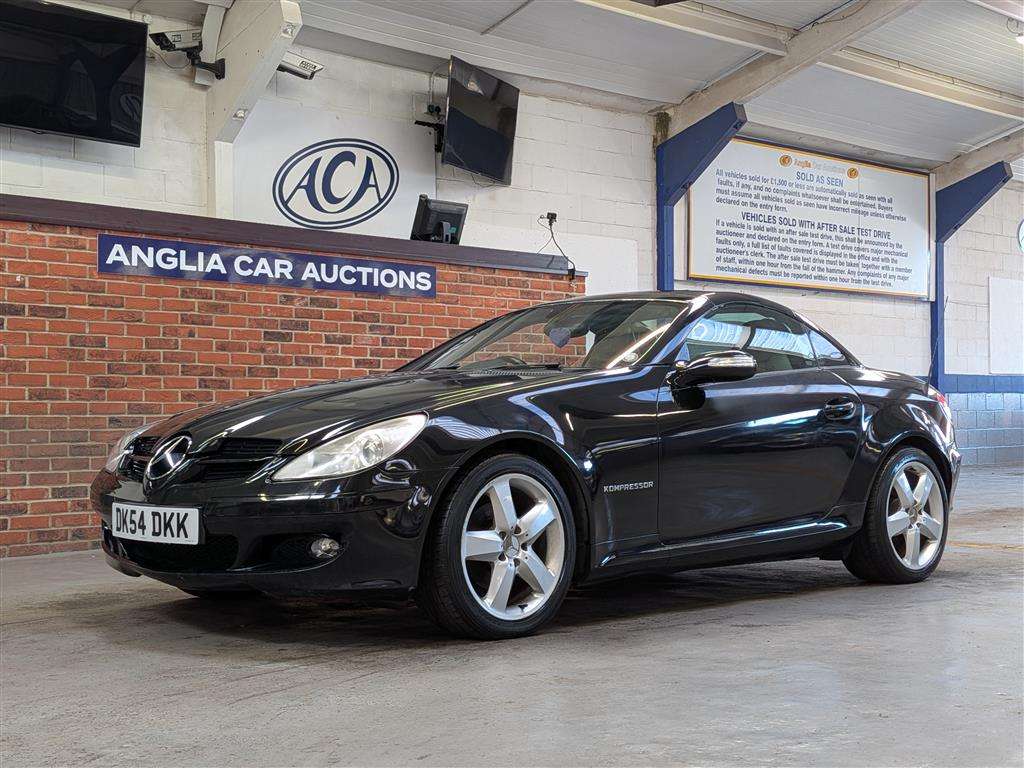 <p>2004 MERCEDES SLK 200 KOMPRESSOR AUTO</p>