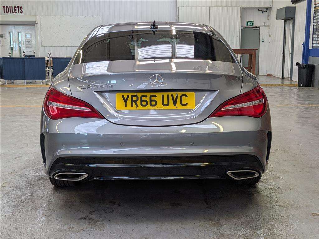 <p>2016 MERCEDES-BENZ CLA 220 D AMG LINE AUTO</p>