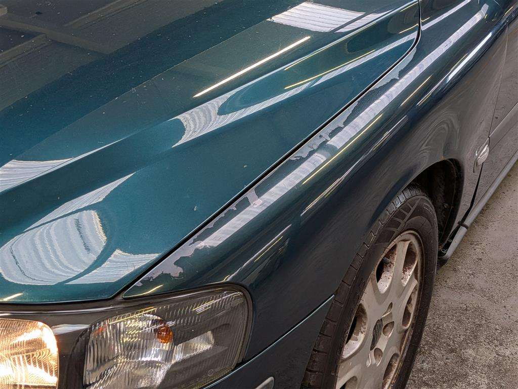 <p>2001 VOLVO V70</p>