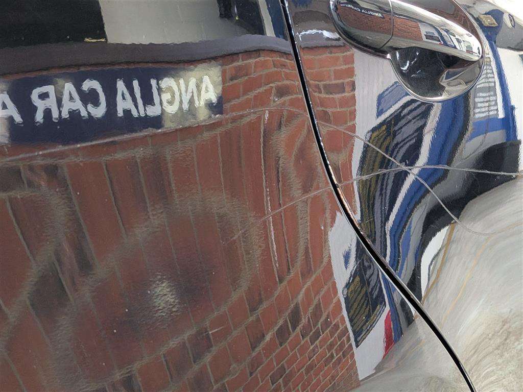 <p>2010 MAZDA 2 TAKUYA</p>