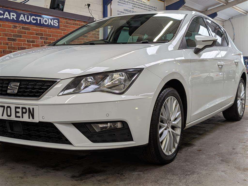 <p>2020 SEAT LEON SE DYNAMIC TSI</p>