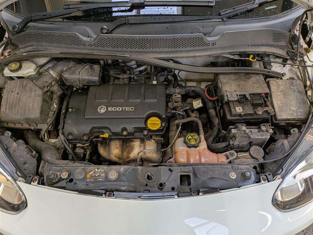 <p>2014 VAUXHALL ADAM JAM</p>