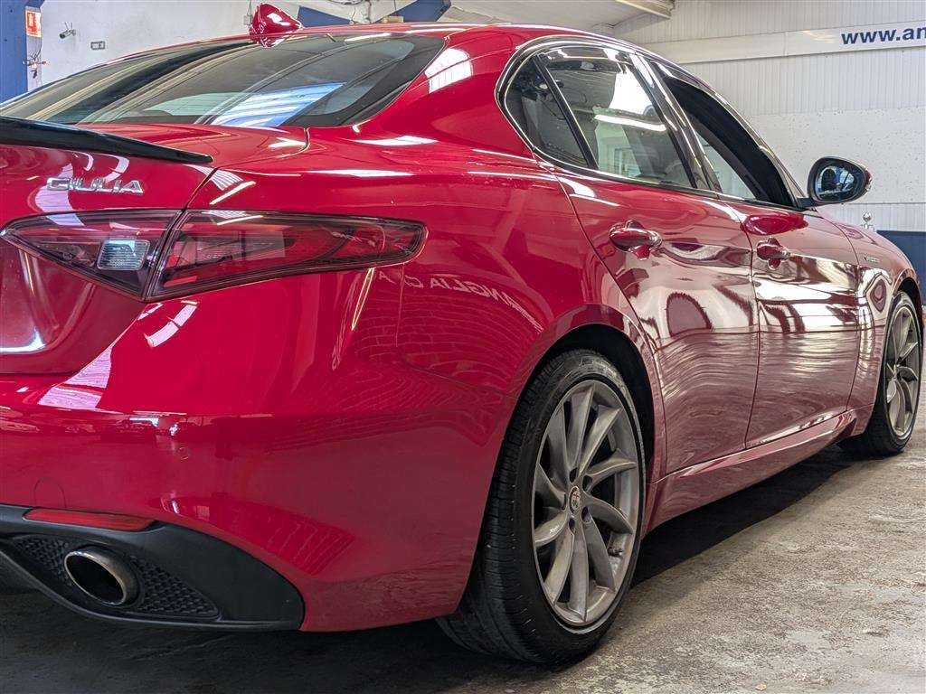 <p>2018 ALFA ROMEO GIULIA VELOCE TB AUTO</p>