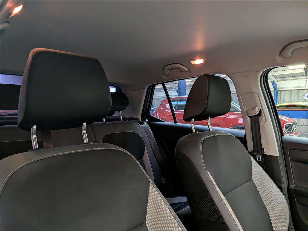 <p>2017 SKODA FABIA SE MPI</p>