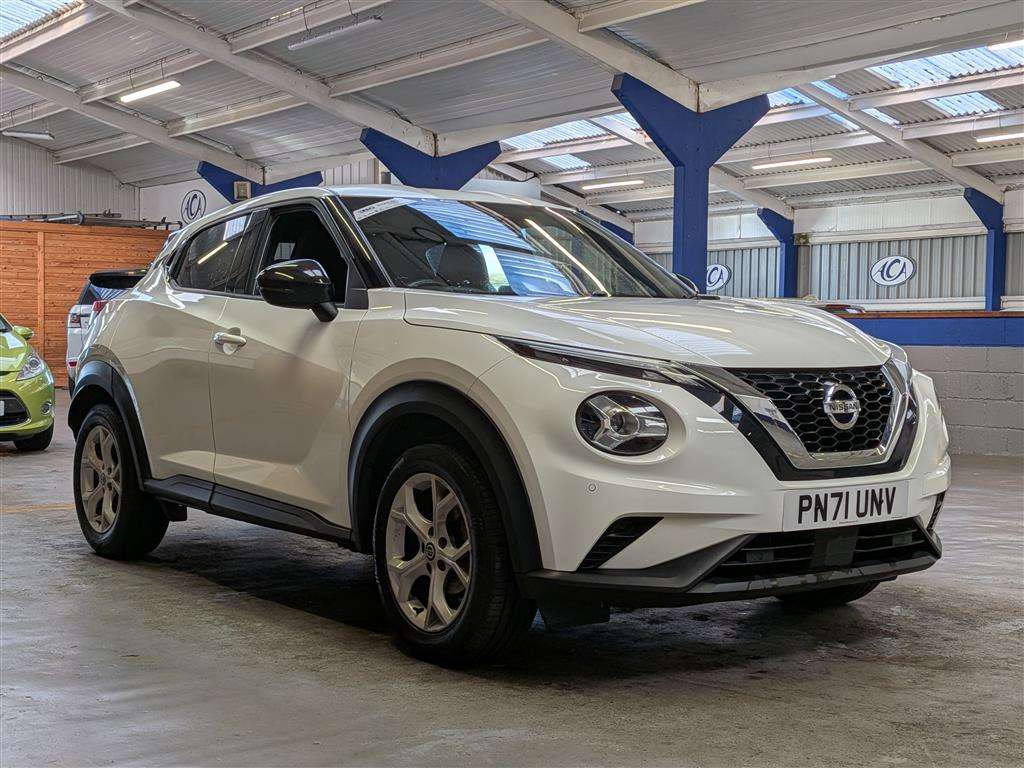 <p>2021 NISSAN JUKE N-CONNECTA DIG-T</p>