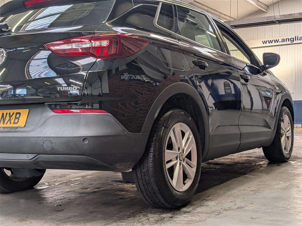 <p>2019 VAUXHALL GRANDLAND X SE TURBO S/S</p>