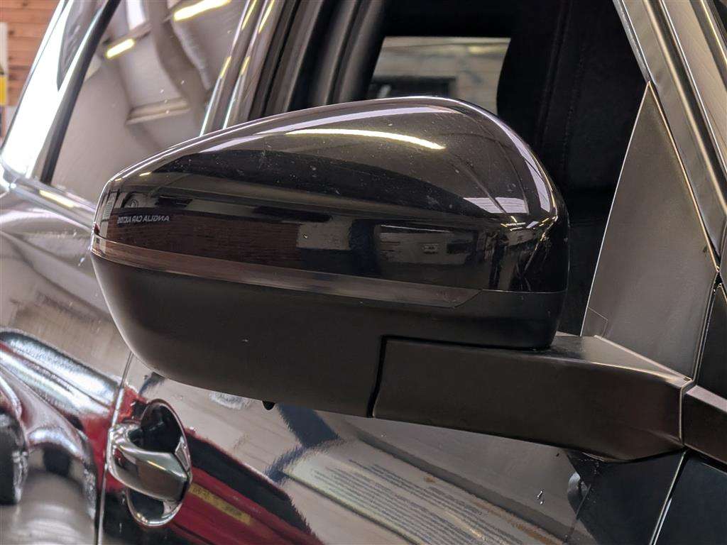 <p>2019 PEUGEOT 5008 GT LINE BLUEHDI S/S</p>