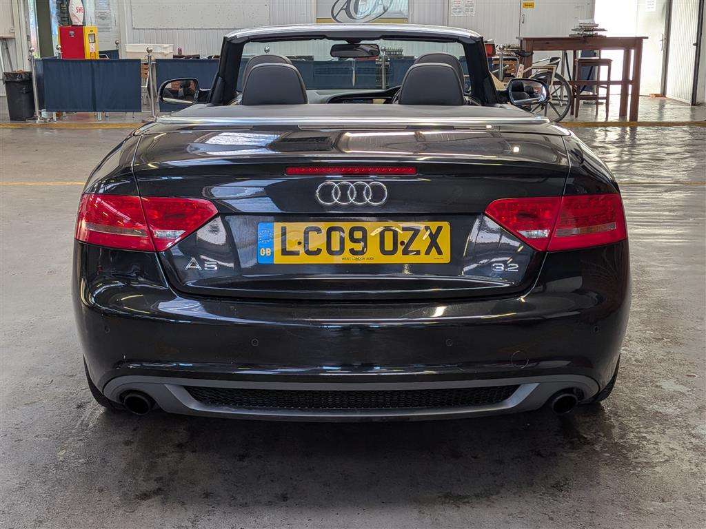 <p>2009 AUDI A5 S LINE FSI CVT</p>
