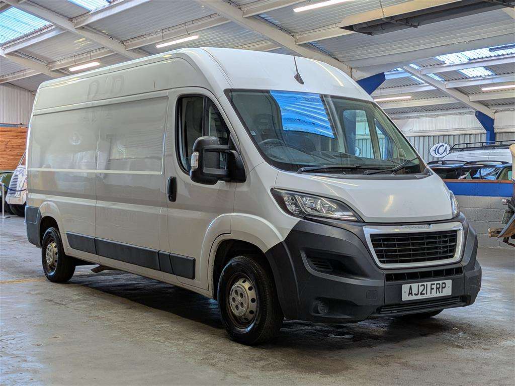 <p>2021 PEUGEOT BOXER 335 S L3H2 BLUEHDI **SOLD</p>