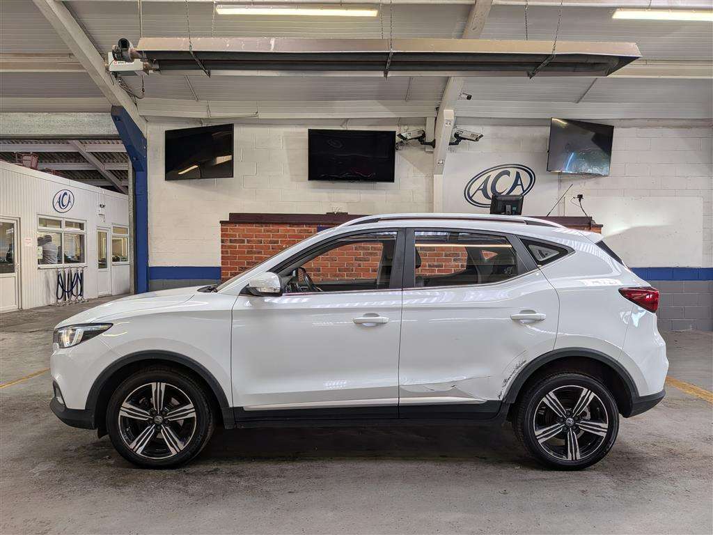 <p>2018 MG ZS EXCLUSIVE</p>