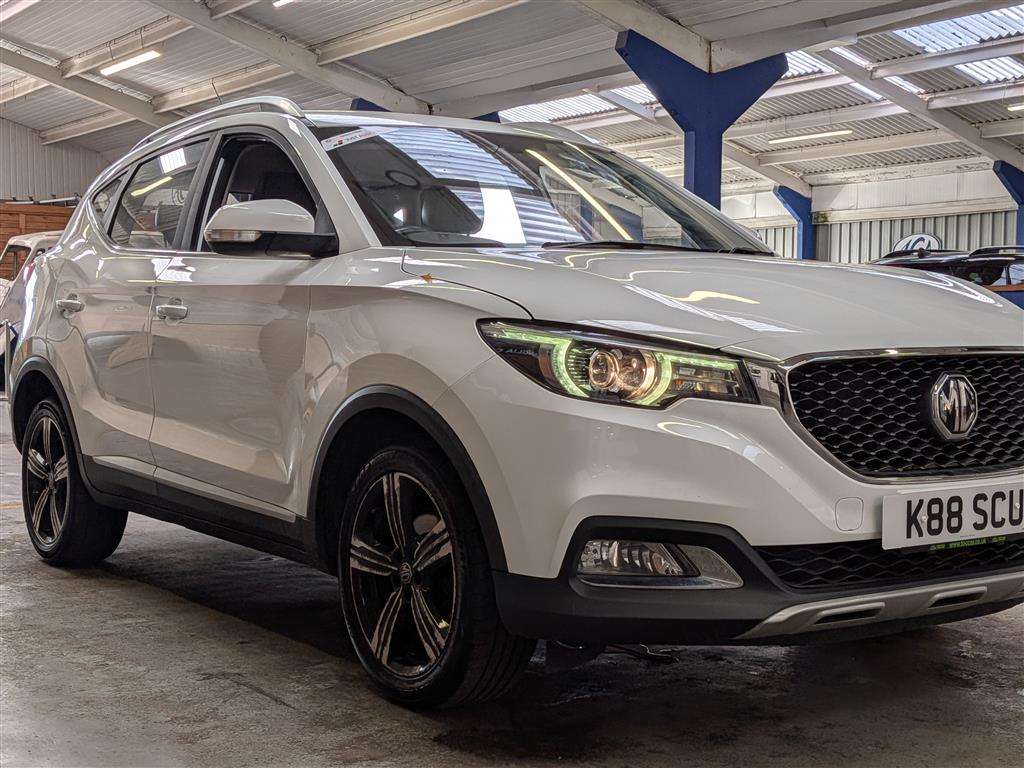 <p>2018 MG ZS EXCLUSIVE</p>