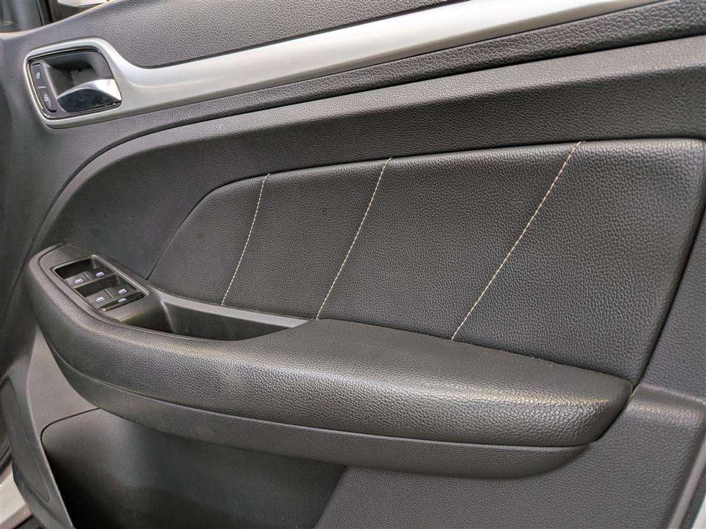 <p>2018 MG ZS EXCLUSIVE</p>