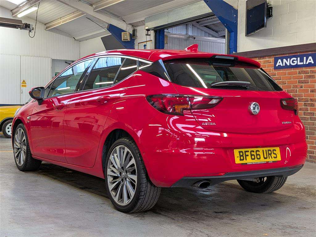 <p>2016 VAUXHALL ASTRA ELITE NAV CDTI BTUR</p>
