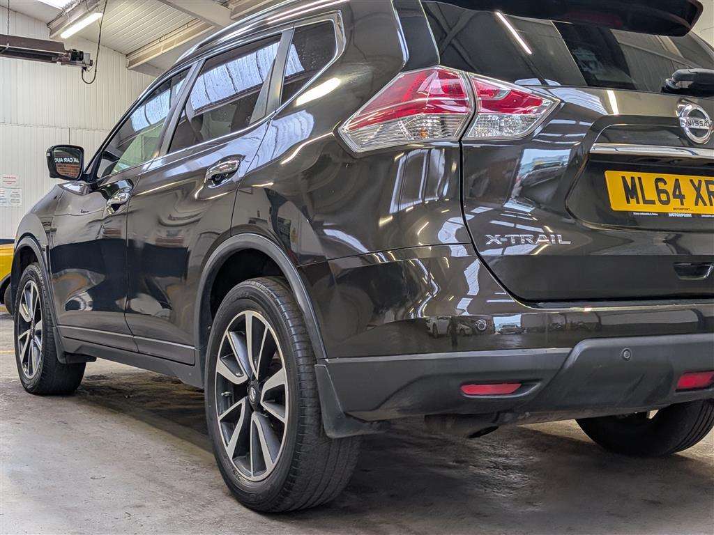 <p>2014 NISSAN X-TRAIL N-TEC DCI CVT</p>