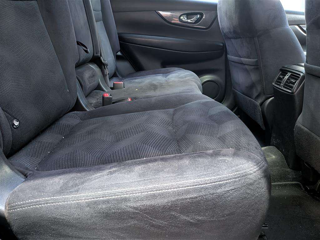 <p>2014 NISSAN X-TRAIL N-TEC DCI CVT</p>