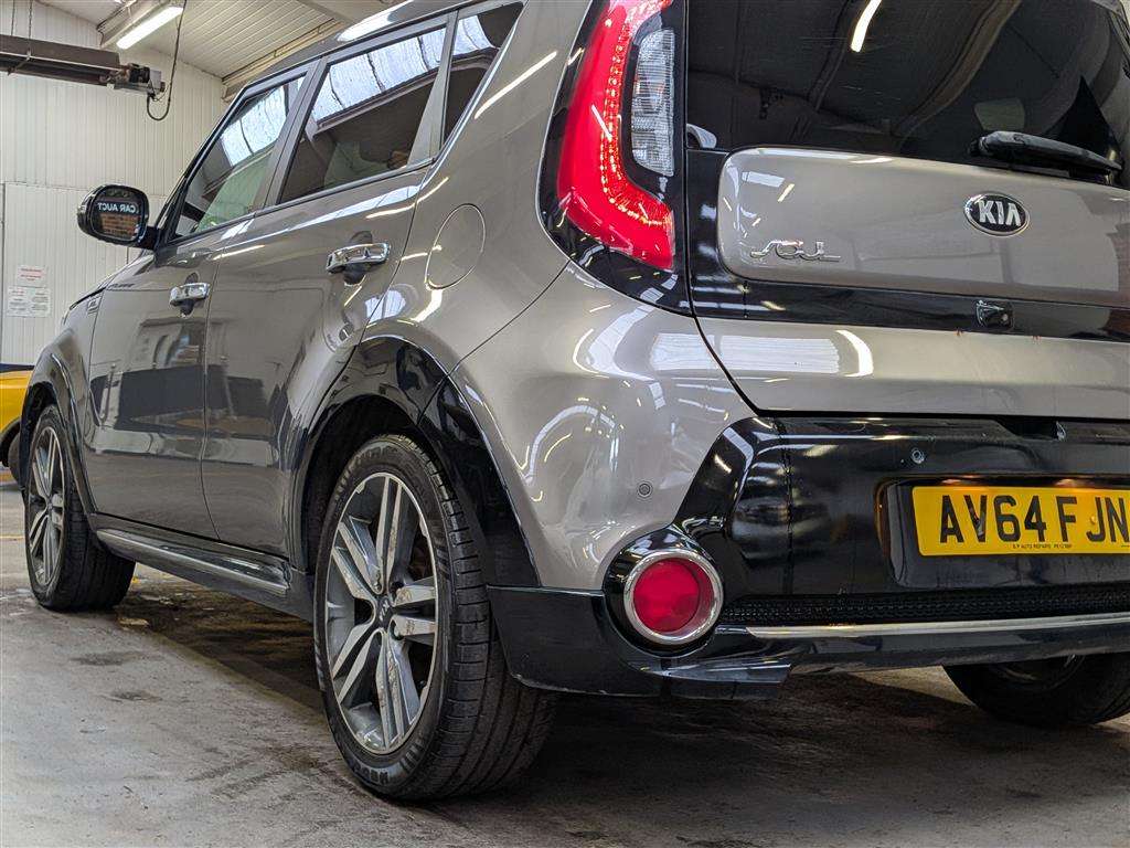 <p>2014 KIA SOUL MAXX CRDI</p>