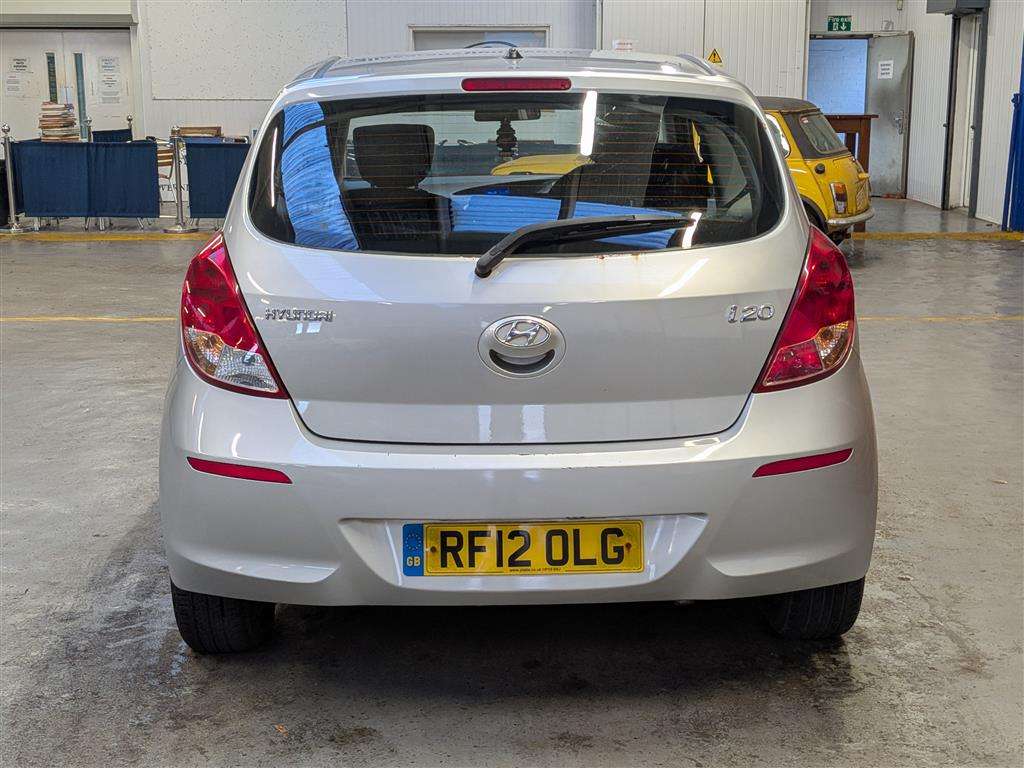<p>2012 HYUNDAI I20 ACTIVE</p>