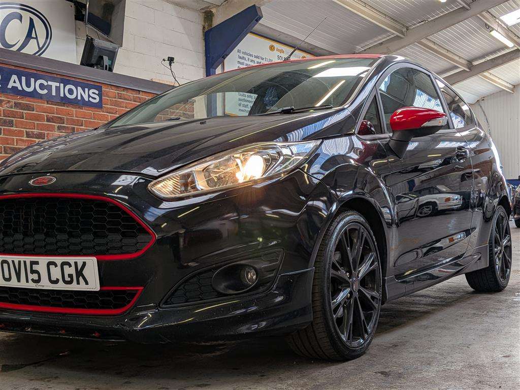 <p>2015 FORD FIESTA ZETEC S BLACK EDIT</p>