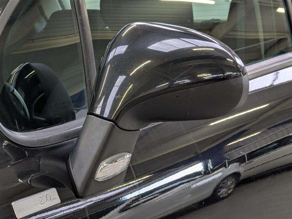 <p>2010 PEUGEOT 207 MILLESIM 75</p>
