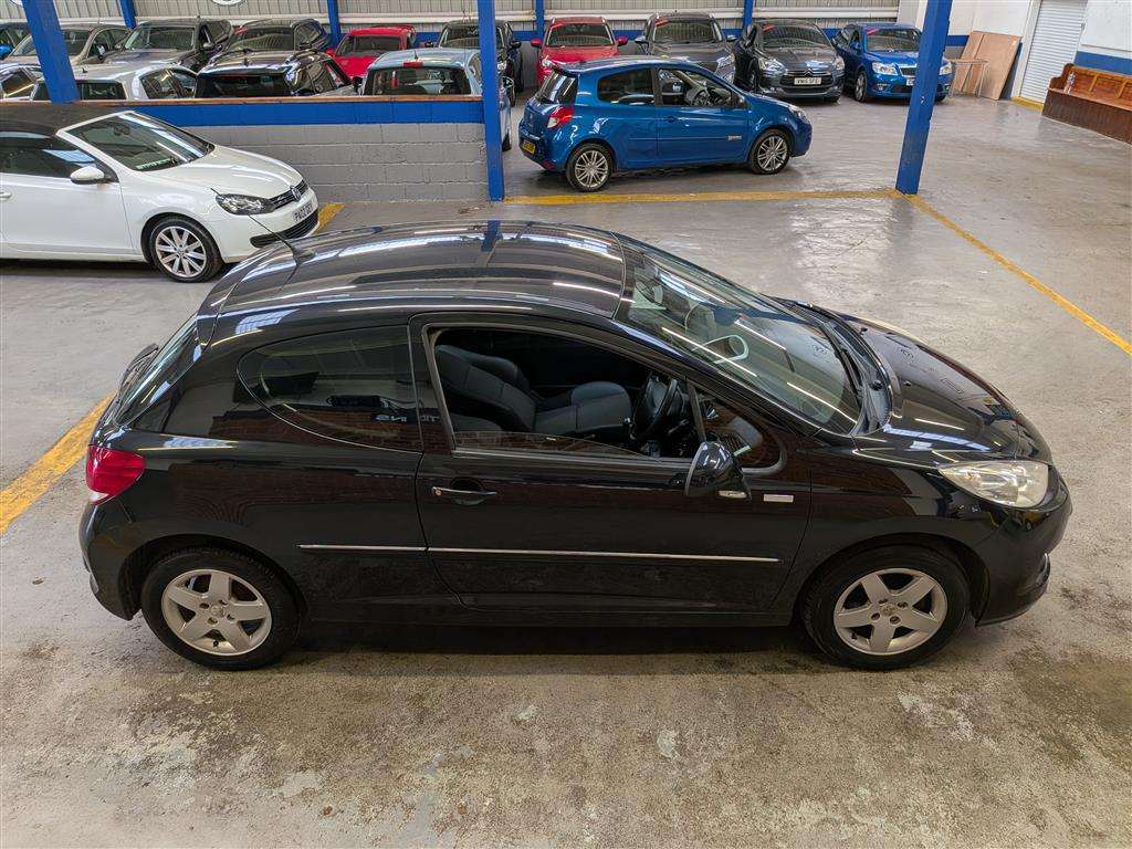<p>2010 PEUGEOT 207 MILLESIM 75</p>