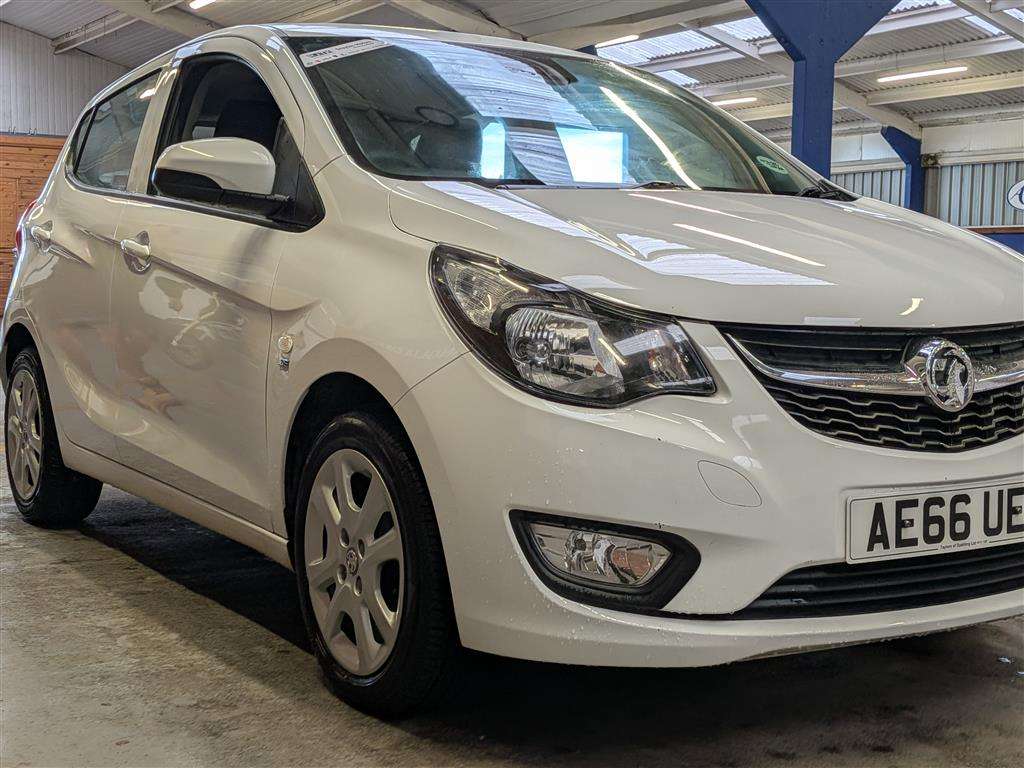 <p>2016 VAUXHALL VIVA SE AC</p>