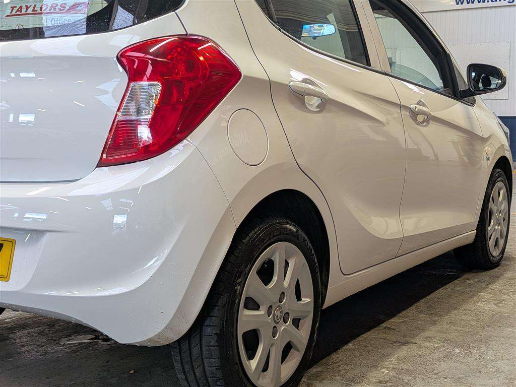<p>2016 VAUXHALL VIVA SE AC</p>