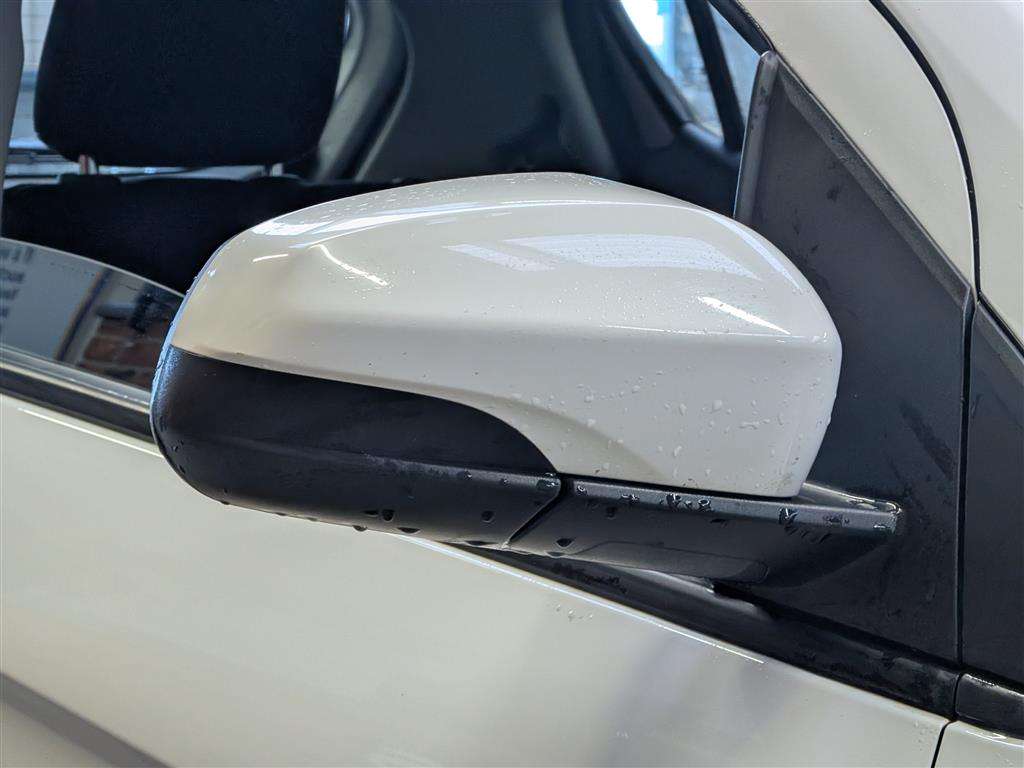 <p>2016 VAUXHALL VIVA SE AC</p>
