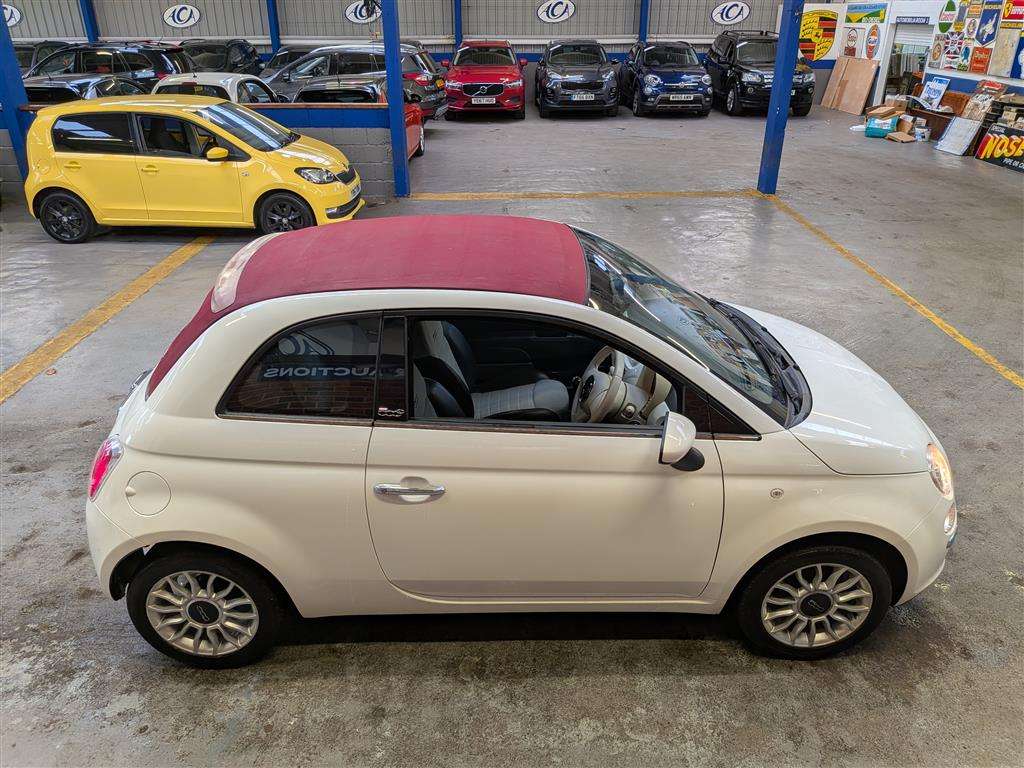 <p>2012 FIAT 500 C LOUNGE</p>