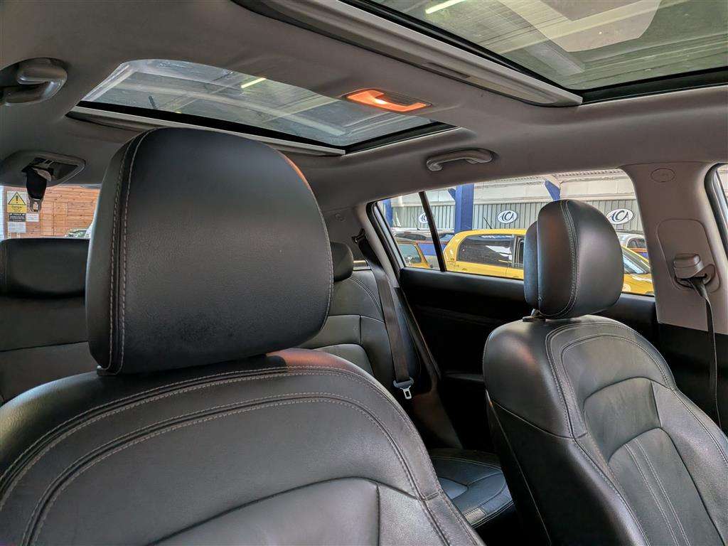 <p>2012 KIA SPORTAGE 3 CRDI</p>