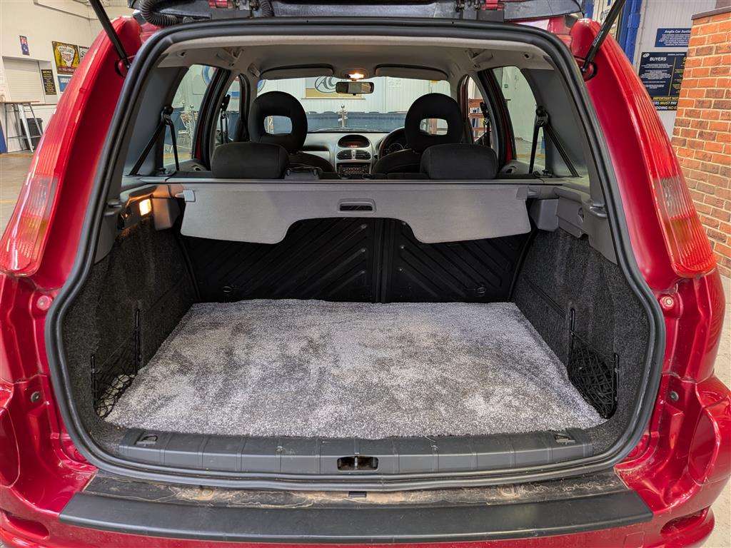 <p>2006 PEUGEOT 206 VERVE SW</p>