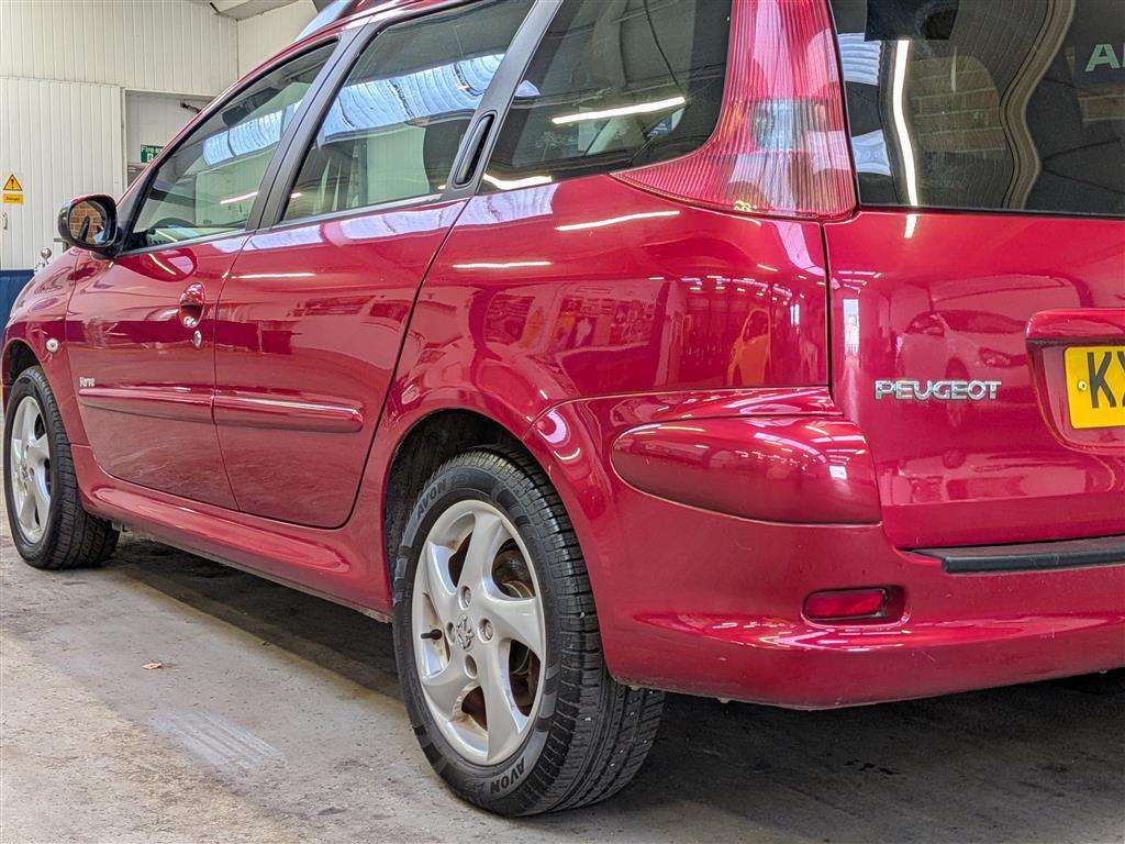 <p>2006 PEUGEOT 206 VERVE SW</p>