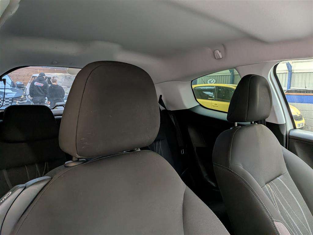 <p>2014 PEUGEOT 208 ACTIVE</p>