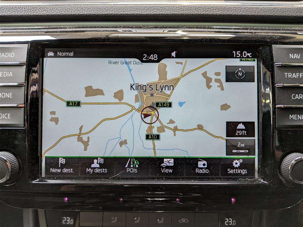 <p>2017 SKODA SUPERB SPORTLINE TSI S-A</p>