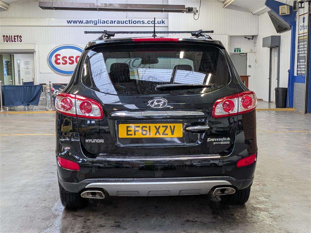 <p>2012 HYUNDAI SANTA FE PREMIUM CRDI A</p>