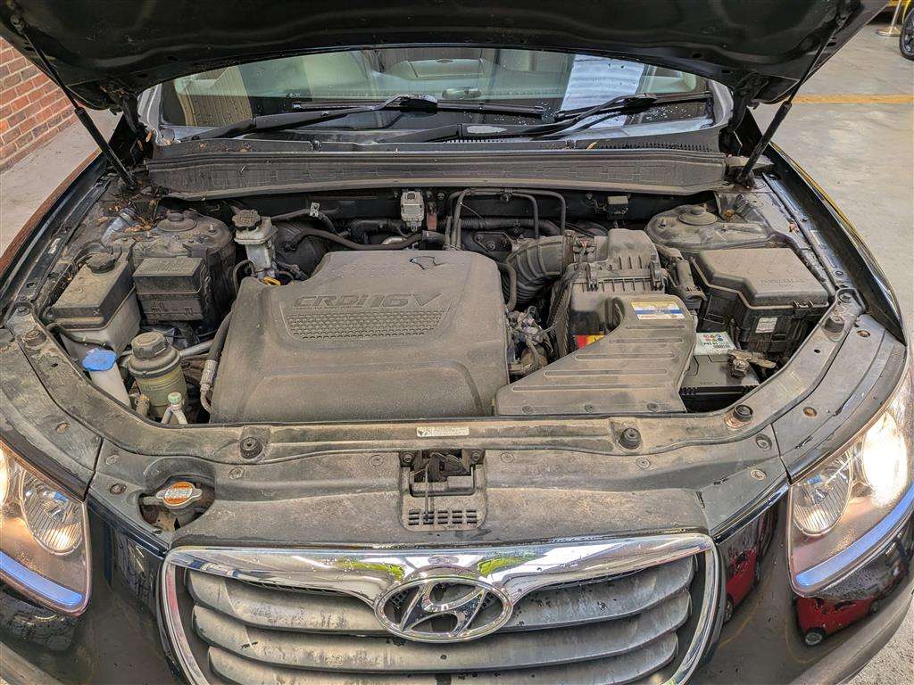 <p>2012 HYUNDAI SANTA FE PREMIUM CRDI A</p>