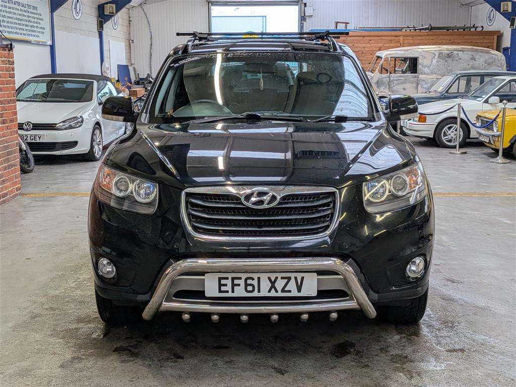 <p>2012 HYUNDAI SANTA FE PREMIUM CRDI A</p>