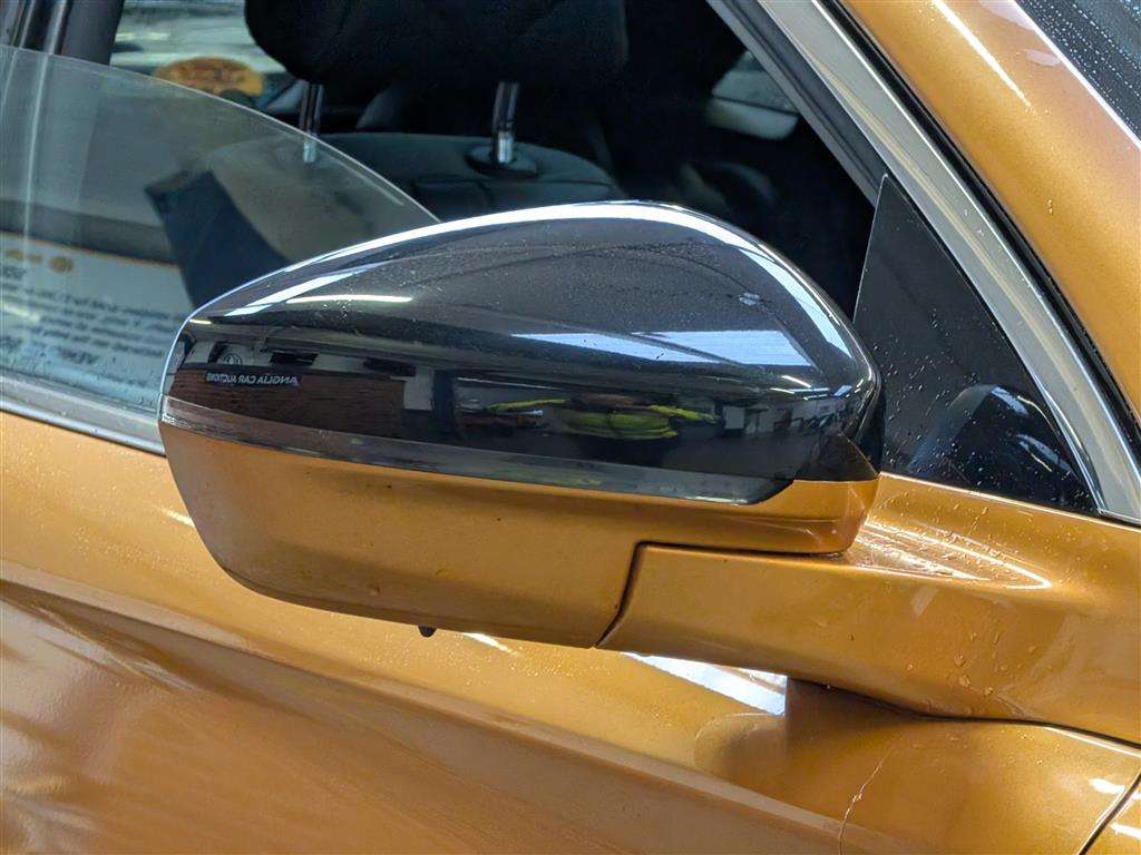 <p>2018 DS DS7 C-BACK ULTRAPRSTG BHD</p>