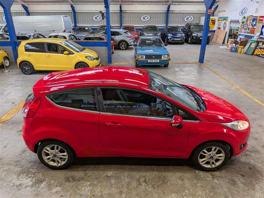 <p>2014 FORD FIESTA ZETEC</p>