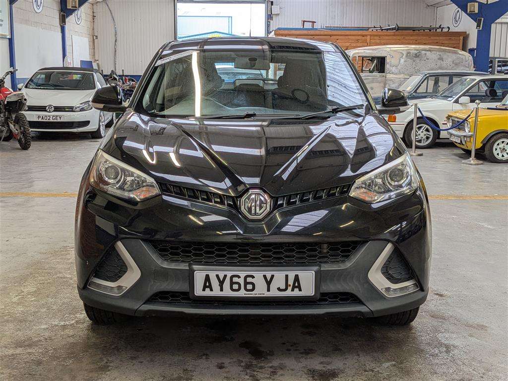 <p>2017 MG GS EXCITE</p>