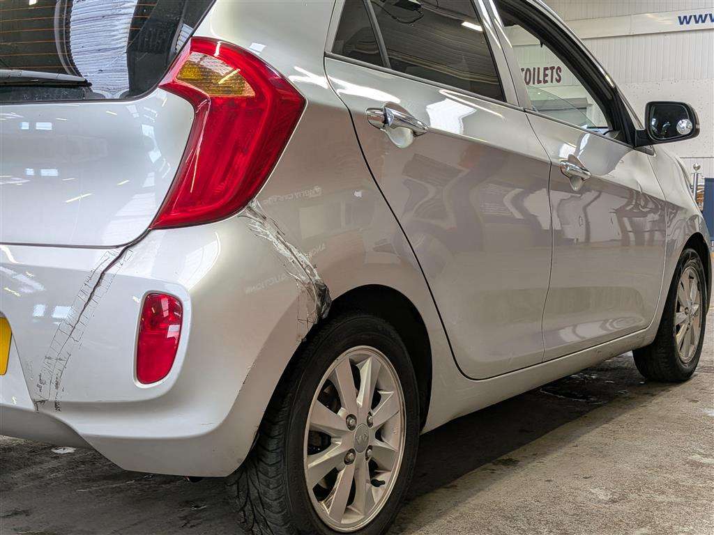 <p>2011 KIA PICANTO 2</p>