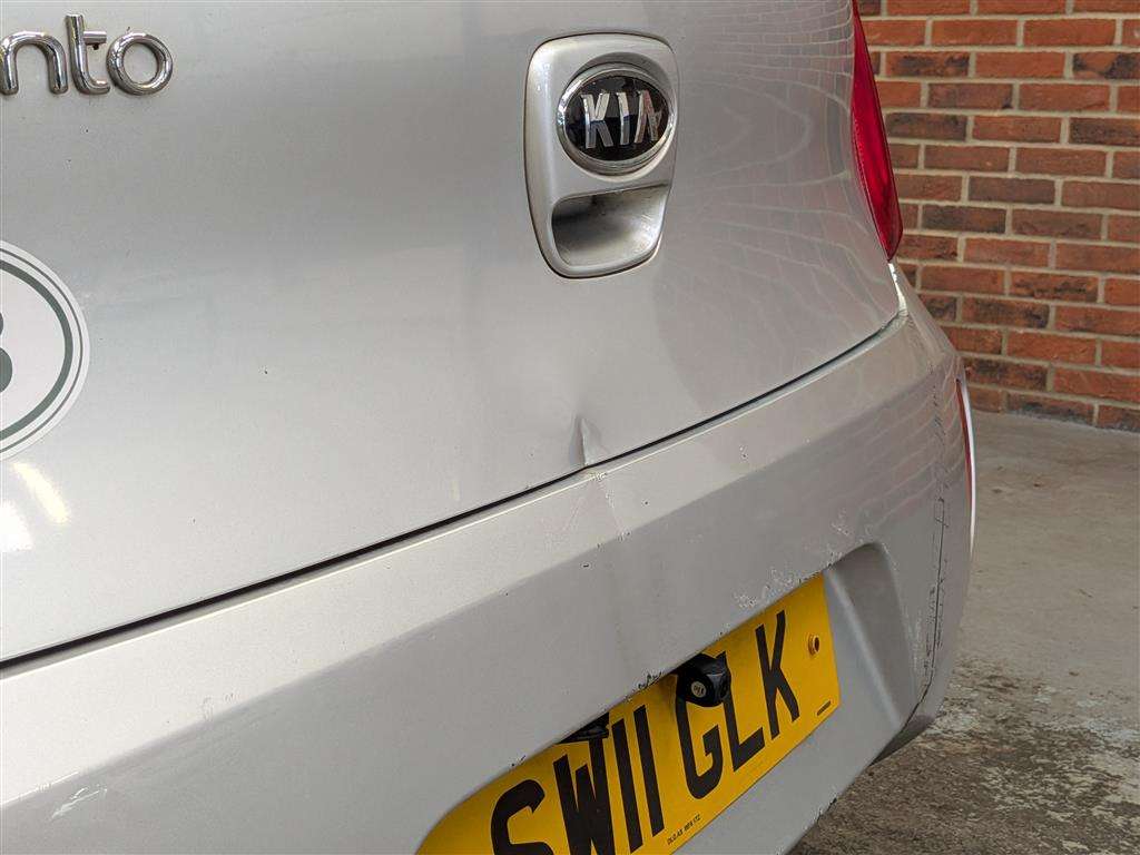 <p>2011 KIA PICANTO 2</p>