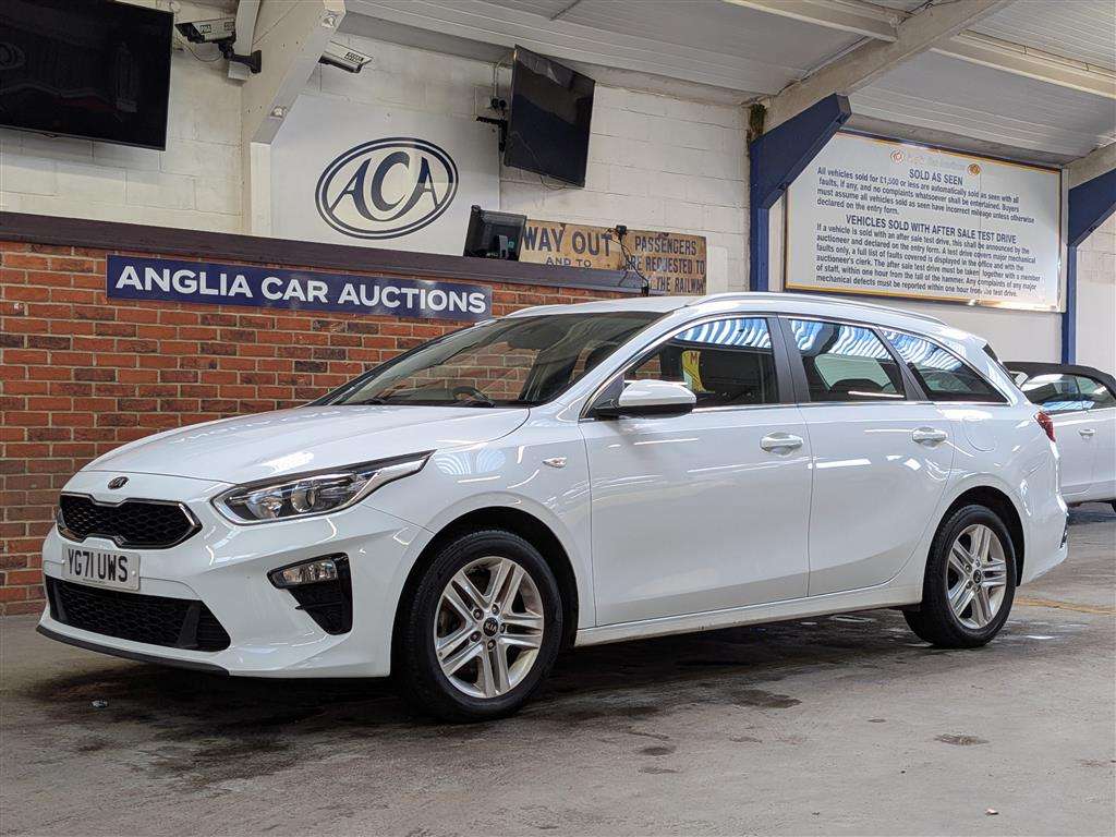 <p>2021 KIA CEED 2 NAV CRDI ISG MHEV</p>