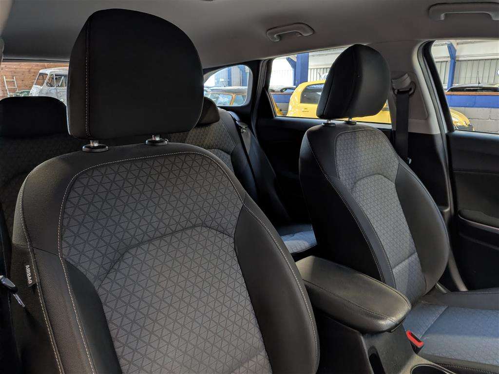 <p>2021 KIA CEED 2 NAV CRDI ISG MHEV</p>