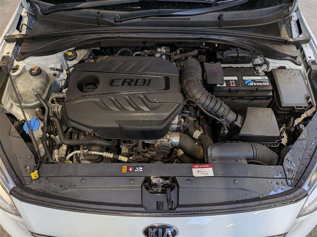 <p>2021 KIA CEED 2 NAV CRDI ISG MHEV</p>