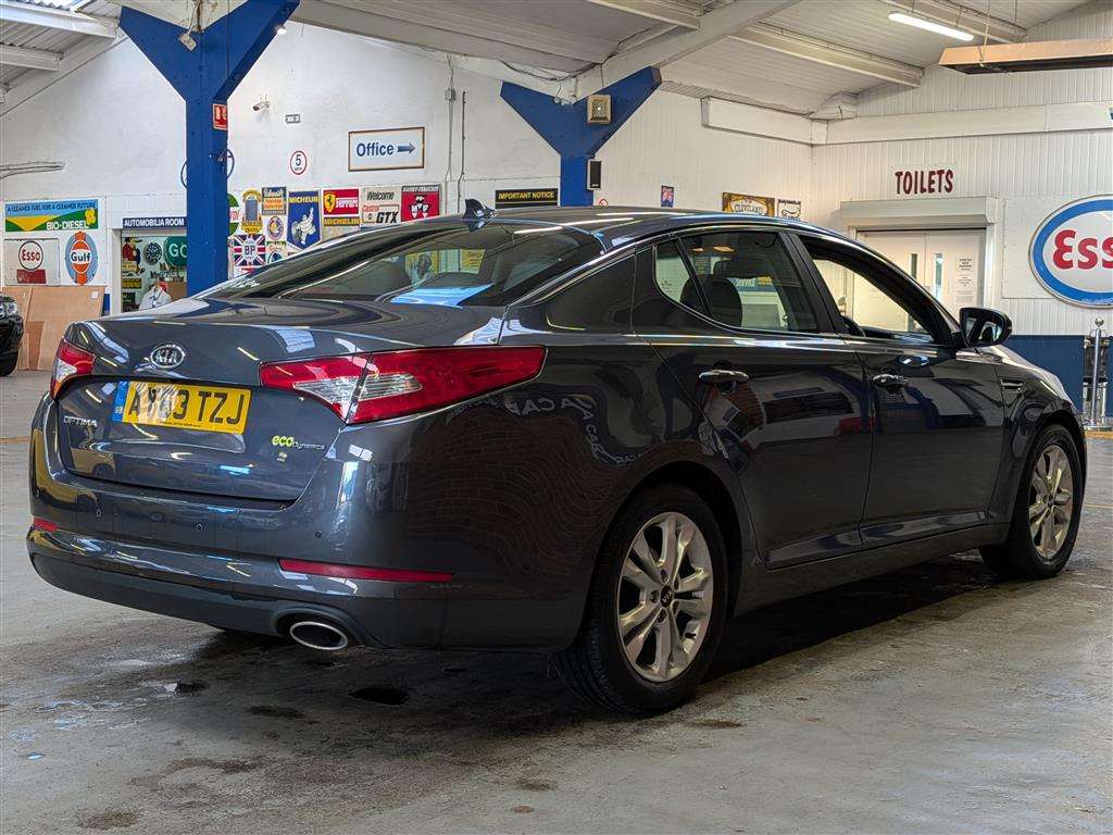 <p>2013 KIA OPTIMA 2 TECH CRDI</p>