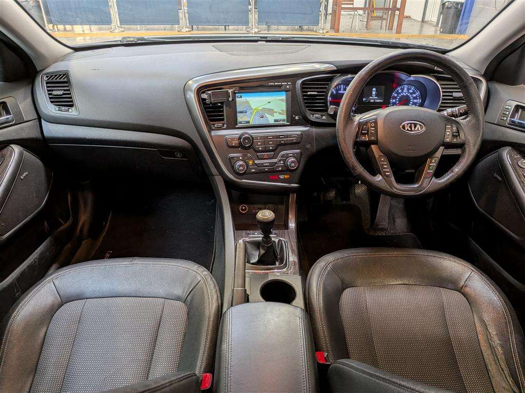 <p>2013 KIA OPTIMA 2 TECH CRDI</p>