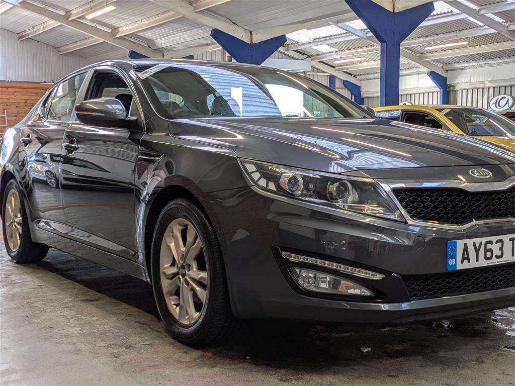 <p>2013 KIA OPTIMA 2 TECH CRDI</p>