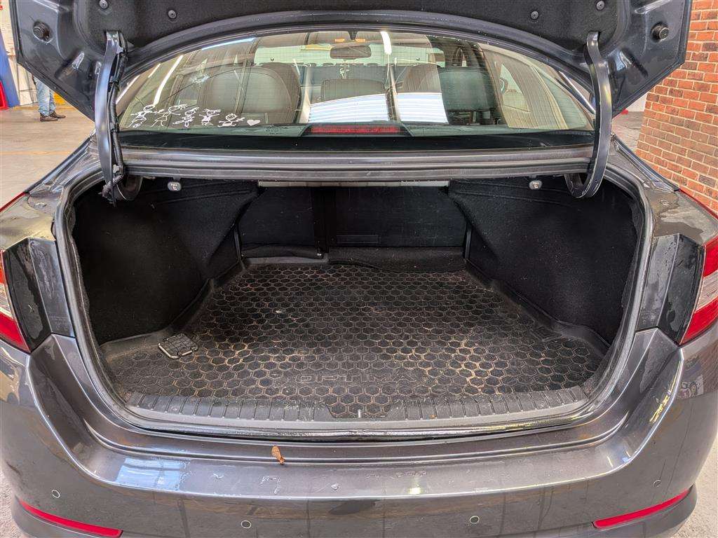 <p>2013 KIA OPTIMA 2 TECH CRDI</p>
