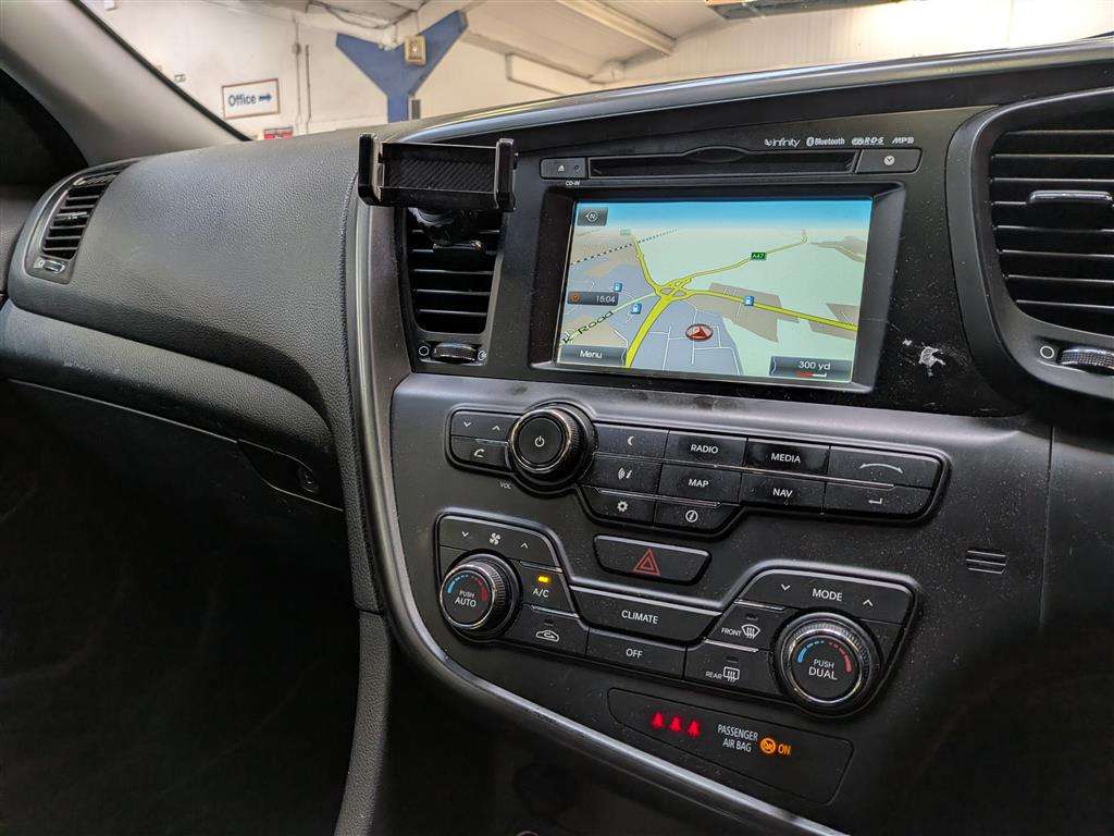 <p>2013 KIA OPTIMA 2 TECH CRDI</p>